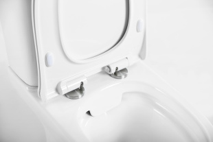 УНИТАЗ-КОМПАКТ БЕЗОБОДКОВЫЙ BELBAGNO STEAM (BB130CPR) с сидением 